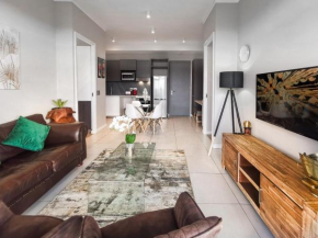 Menlyn Residence - Luxury 2 Bedroom Apartment